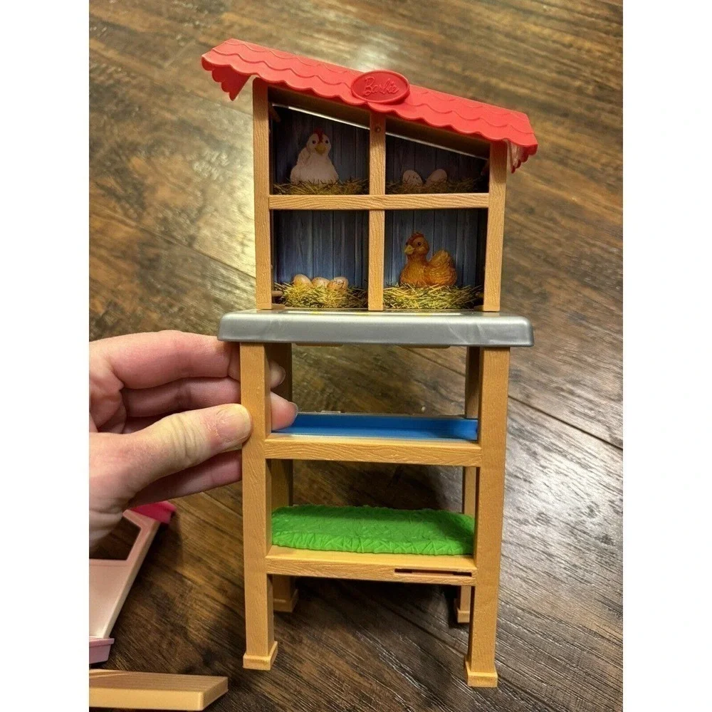 Barbie Pet Playset and Chicken Coop Incomplete